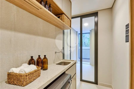 Apartamento à venda com 3 suítes em Cidade Monções, São Paulo, SP