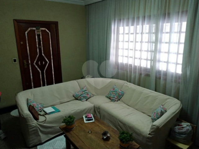 Sobrado à venda com 2 quartos, sendo 1 suíte,  em Santa Teresinha, São Paulo, SP