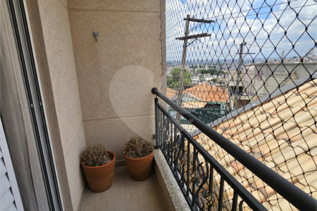 Sobrado à venda com 3 quartos, sendo 1 suíte,  em Vila Nivi, São Paulo, SP