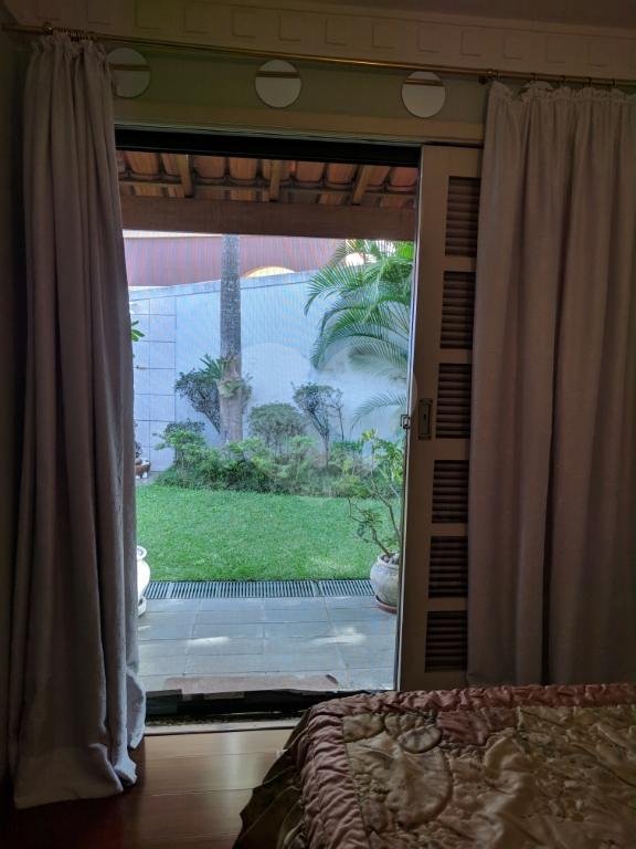 Sobrado à venda ou para alugar com 5 quartos, sendo 3 suítes, em Jardim Marajoara, São Paulo, SP