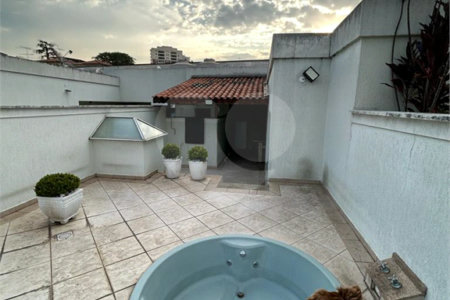 Casa à venda com 3 suítes no condomínio Itapuã XI, São Paulo - SP