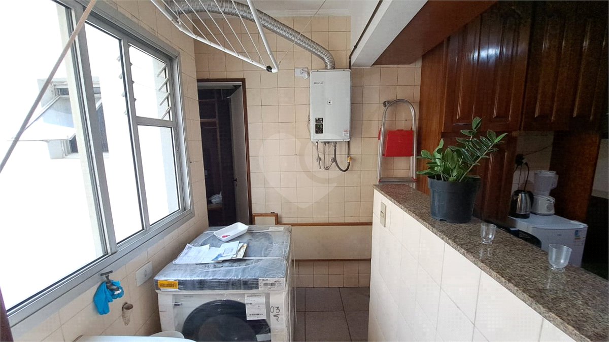 Apartamento à venda com 3 quartos, sendo 1 suíte, em Vila Mariana, São Paulo, SP
