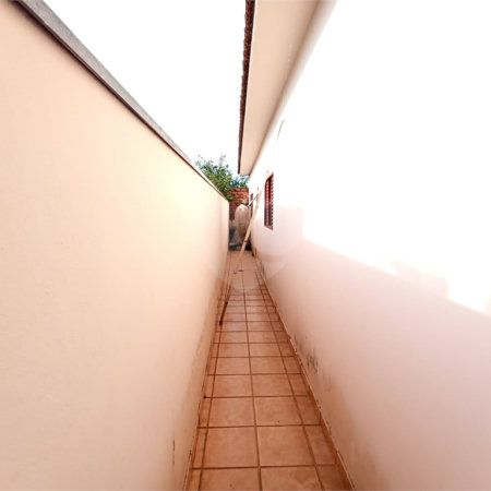Casa à venda com 3 quartos em Vila Reis, Itapetininga, SP