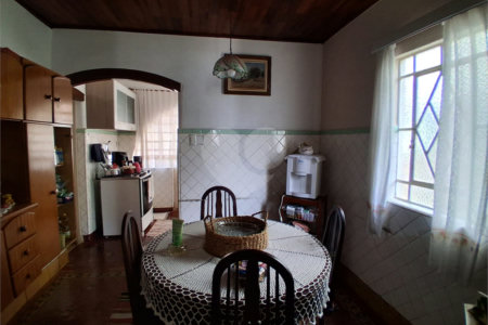 Casa à venda com 3 quartos, sendo 1 suíte, em Vila Vitório Mazzei, São Paulo, SP