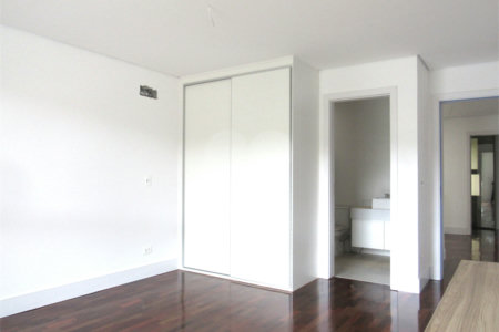 Casa à venda com 4 suítes no condomínio Premiere, São Paulo - SP
