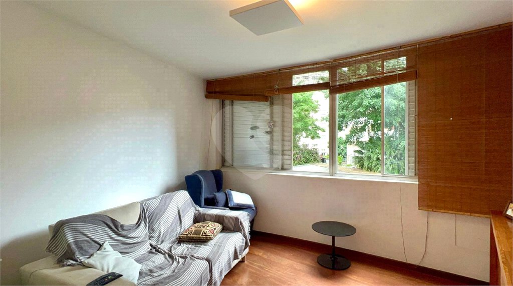 Apartamento à venda com 3 quartos, sendo 1 suíte, em Jardim Paulistano, São Paulo, SP