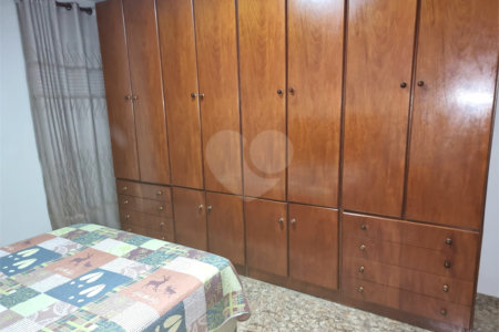 Sobrado à venda com 3 quartos, sendo 1 suíte,  em Jardim Campo Limpo, São Paulo, SP