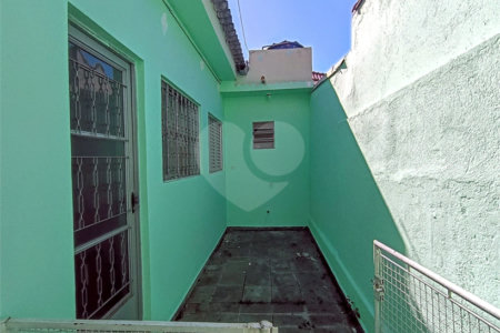 Sobrado à venda com 3 quartos em Chora Menino, São Paulo, SP