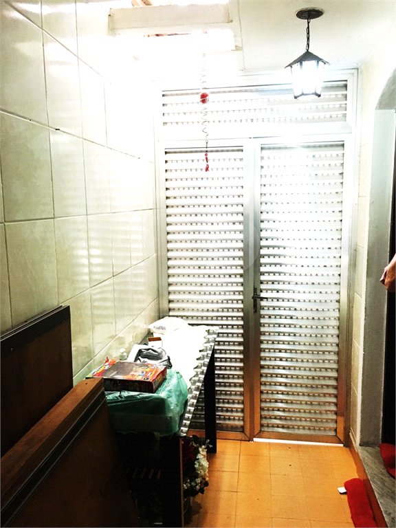 Sobrado à venda com 4 quartos, sendo 1 suíte,  em Vila Gomes, São Paulo, SP