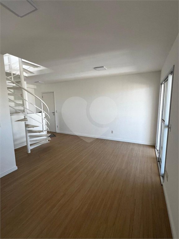 Apartamento à venda com 3 quartos, sendo 2 suítes, em Parque Reboucas, São Paulo, SP