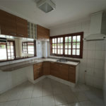 CASA COM 3 QUARTOS NO CONDOMÍNIO GRAND VILLE