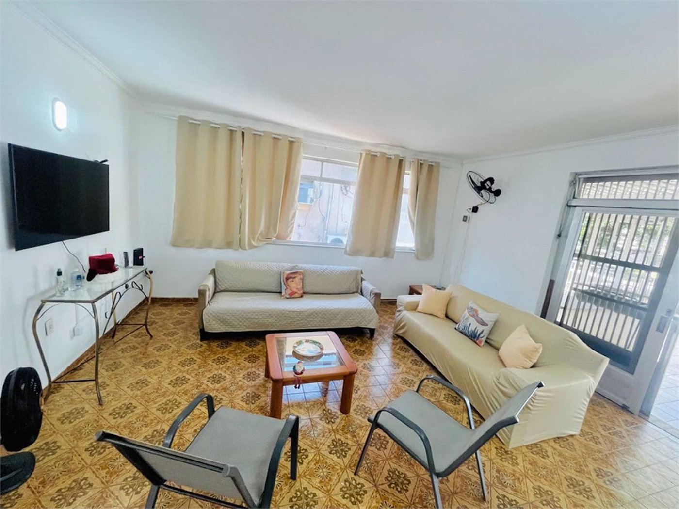 Casa com 3 dormitórios, 249 m² - venda por R$ 1.480.000,00 ou aluguel por R$ 7.600,00 - Marapé - Santos/SP