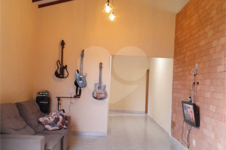 Chácara à venda com 2 quartos, sendo 1 suíte,  no Centro, Gramadinho, SP