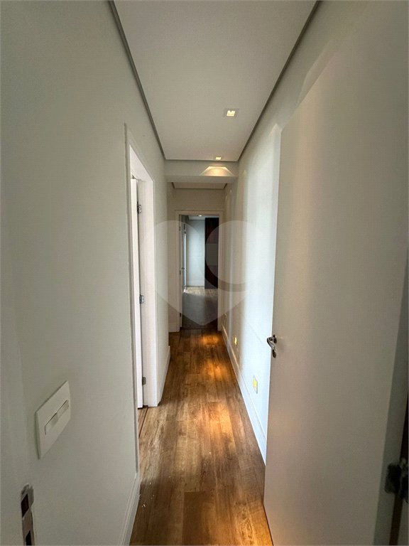 Apartamento à venda com 3 quartos, sendo 1 suíte, em Brooklin Paulista, São Paulo, SP