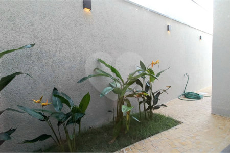 Casa Térrea à venda com 3 suítes em Jardim Valencia, Ribeirão Preto, SP