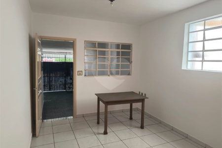 Casa à venda com 2 quartos, sendo 1 suíte,  no Centro, Indaiatuba, SP