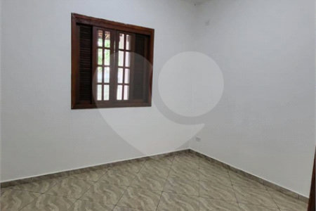 Chácara à venda com 3 quartos, sendo 2 suítes, em Planalto Verde, São Roque, SP