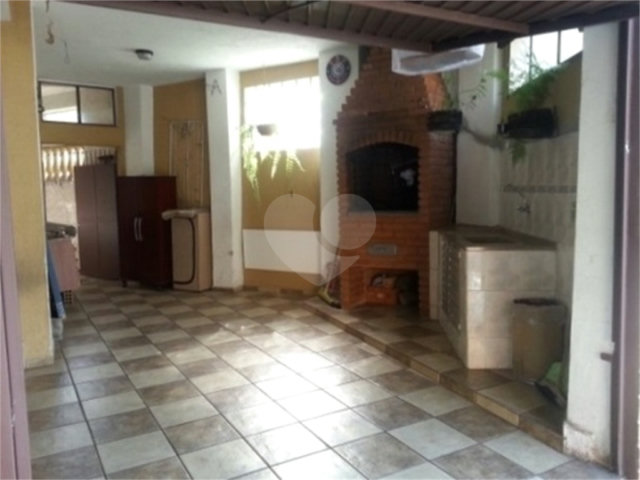 Sobrado à venda com 3 quartos, sendo 1 suíte,  em Vila Mariana, São Paulo, SP