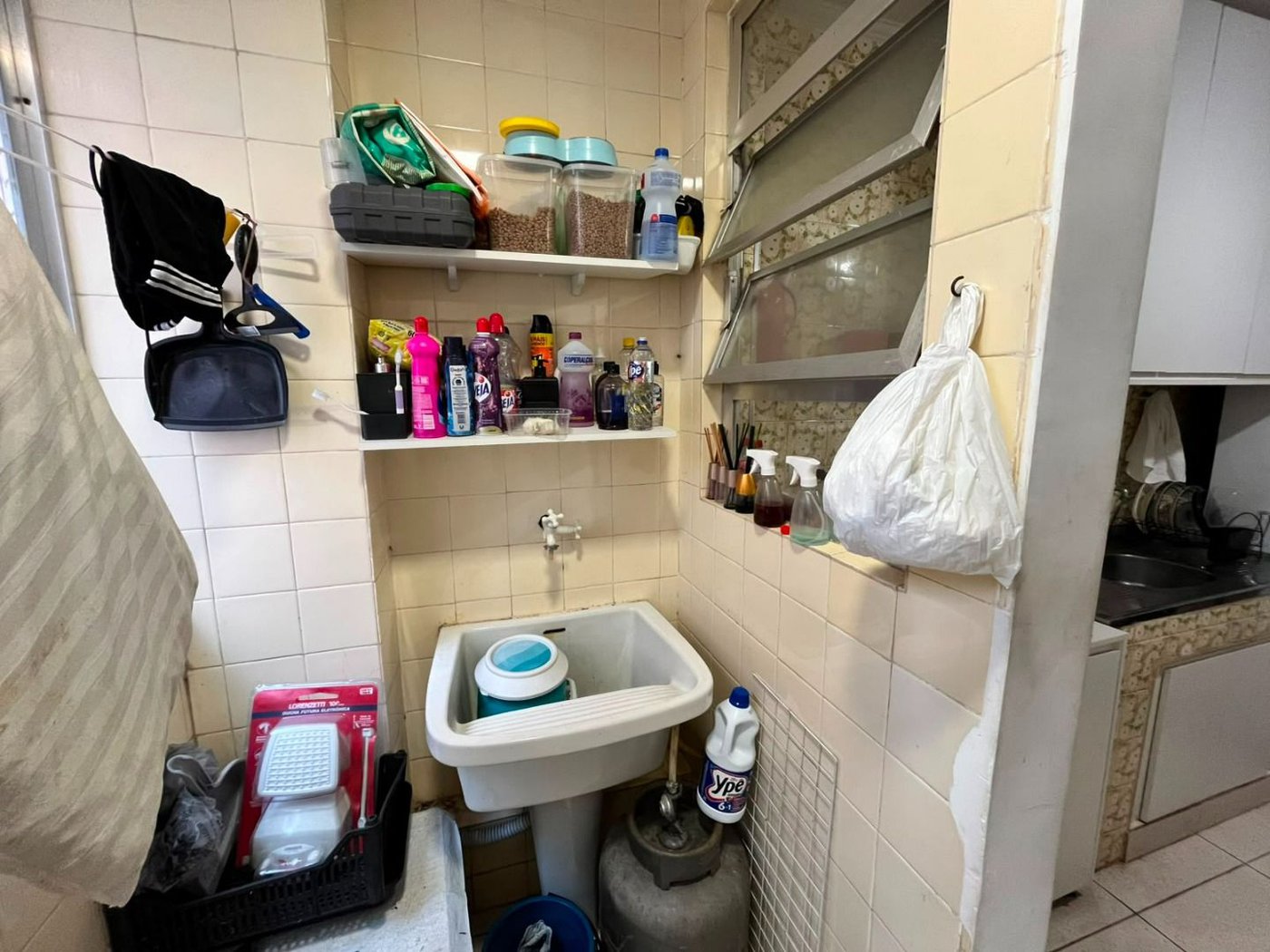 Apartamento com 2 dormitórios à venda, 54 m² por R$ 280.000,00 - Balneário Cidade Atlântica - Guarujá/SP