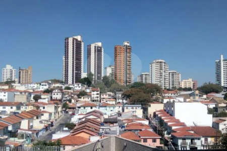 Sobrado à venda com 7 quartos, sendo 6 suítes, em Jardim Franca, São Paulo, SP