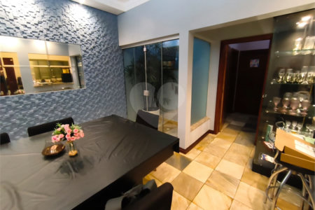 Casa à venda com 3 quartos, sendo 1 suíte,  em Vila Nastri, Itapetininga, SP