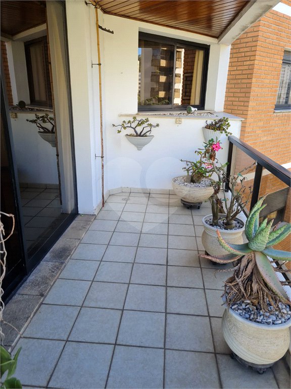 Apartamento à venda com 3 suítes em Vila Andrade, São Paulo, SP