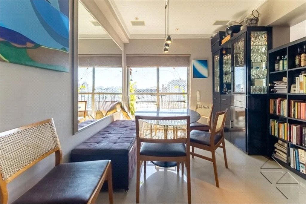 Apartamento à venda com 2 quartos, sendo 1 suíte, em Itaim Bibi, São Paulo, SP