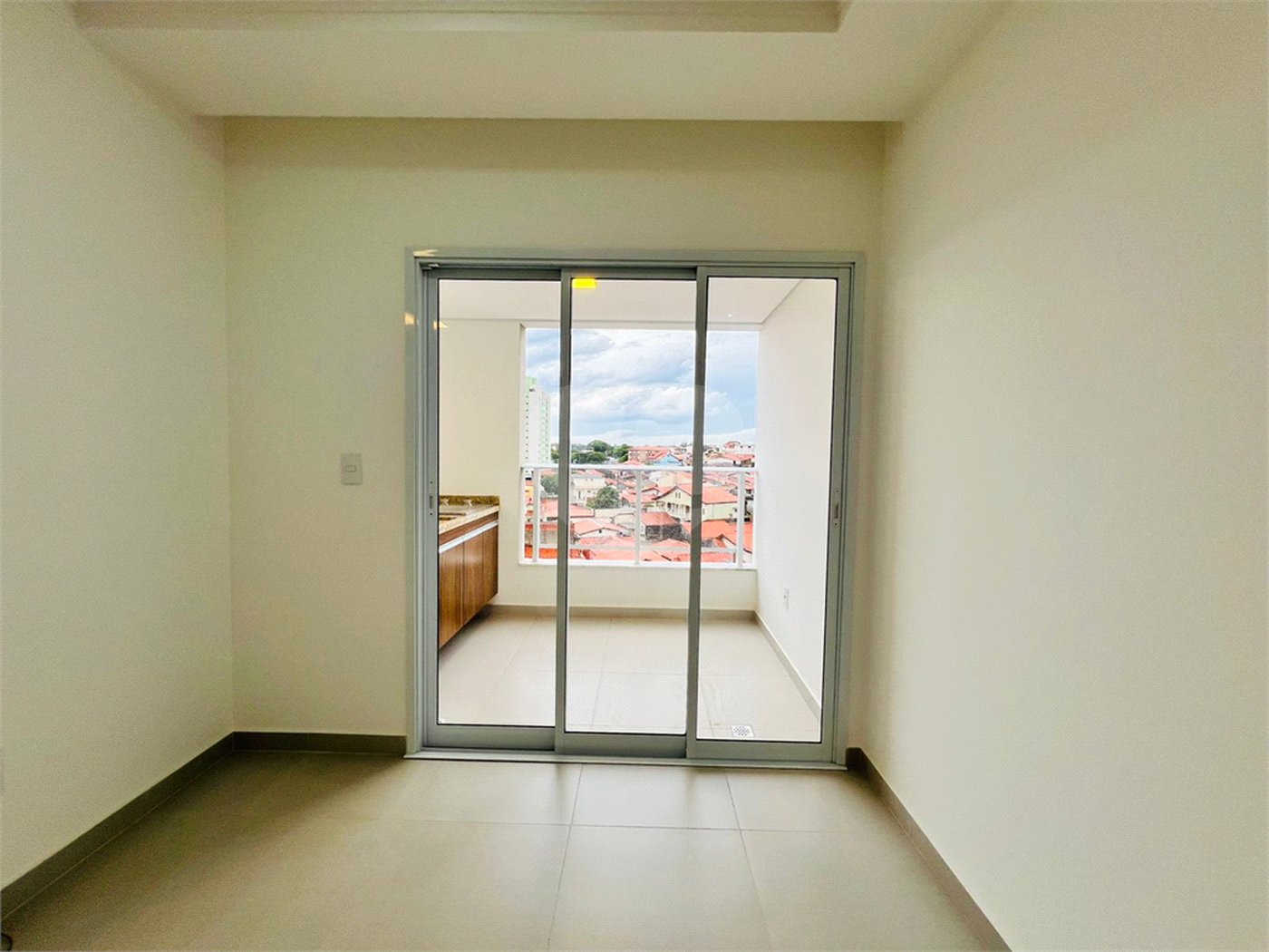 Apartamento para alugar com 2 quartos, sendo 1 suíte, em Jardim Piratininga, Sorocaba, SP