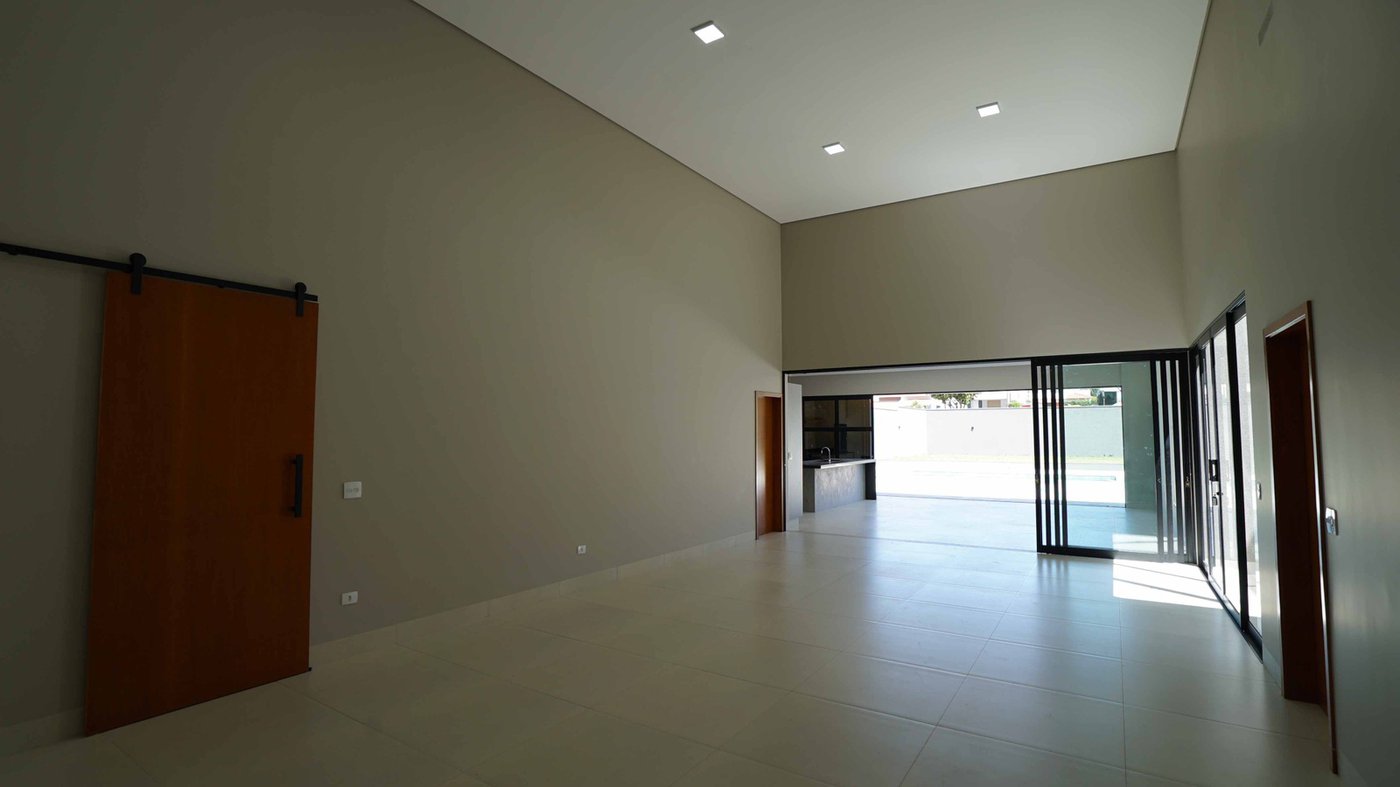 Casa à venda com 4 suítes no condomínio Gramado Park Residencial, Álvares Machado - SP