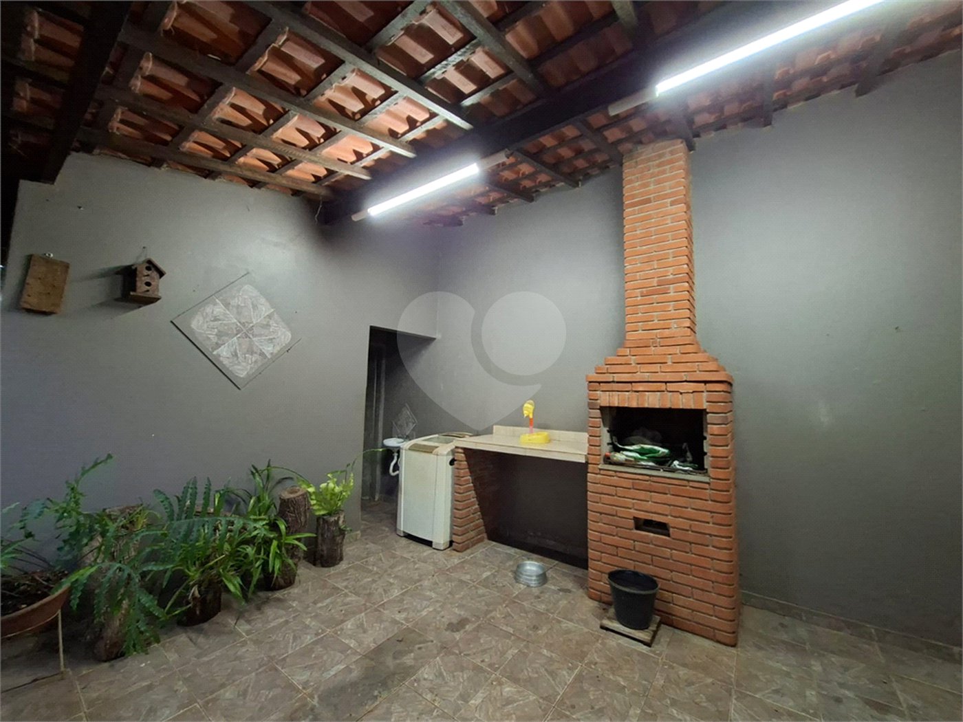 Chácara à venda com 3 quartos, sendo 1 suíte,  em Ribeirãozinho, Alambari, SP