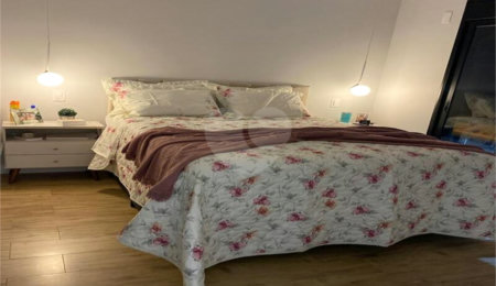 Casa à venda com 3 quartos, sendo 1 suíte, no condomínio Residencial Mantova, Indaiatuba - SP