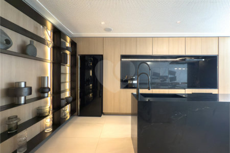 Apartamento à venda com 3 quartos, sendo 1 suíte, em Jardim Paulista, São Paulo, SP