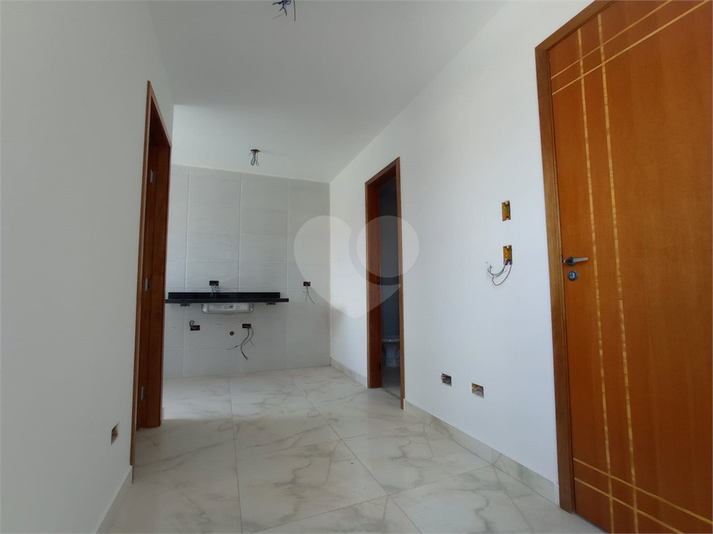 Casa à venda com 2 quartos no condomínio Regina, São Paulo - SP