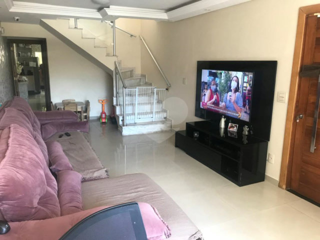 Sobrado à venda com 3 quartos, sendo 1 suíte,  em Vila Guilherme, São Paulo, SP