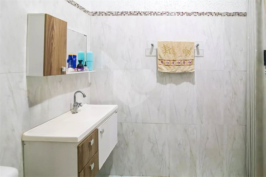 Sobrado à venda com 4 quartos, sendo 1 suíte, em Residencial Monte Verde, Indaiatuba, SP