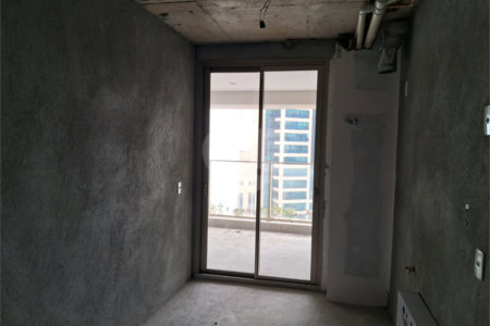 Apartamento à venda com 3 suítes em Moema, São Paulo, SP