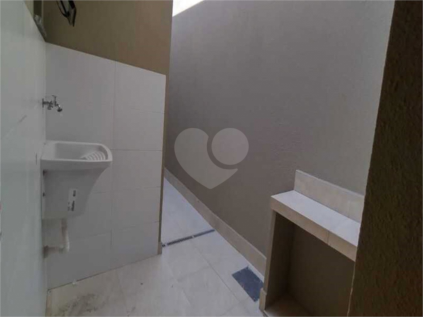 Casa à venda com 2 quartos, sendo 1 suíte, em Parque Residencial Sabiás, Indaiatuba, SP