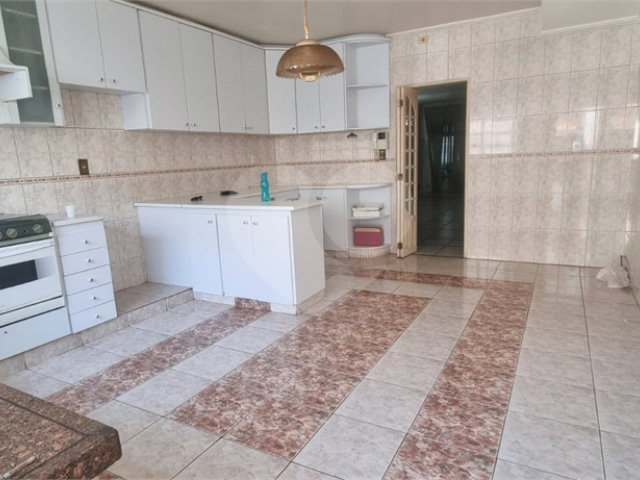 Sobrado à venda com 3 quartos, sendo 1 suíte,  em Horto Florestal, São Paulo, SP