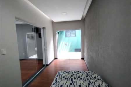 Casa à venda com 2 suítes em Vila Oliveira, Itapetininga, SP