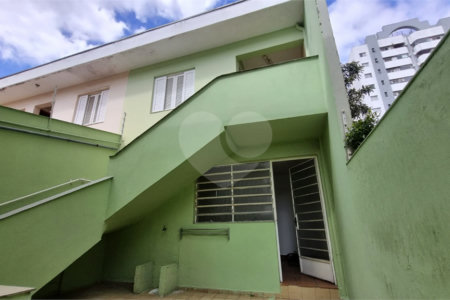 Sobrado para alugar com 3 quartos, sendo 1 suíte,  em Vila Alexandria, São Paulo, SP