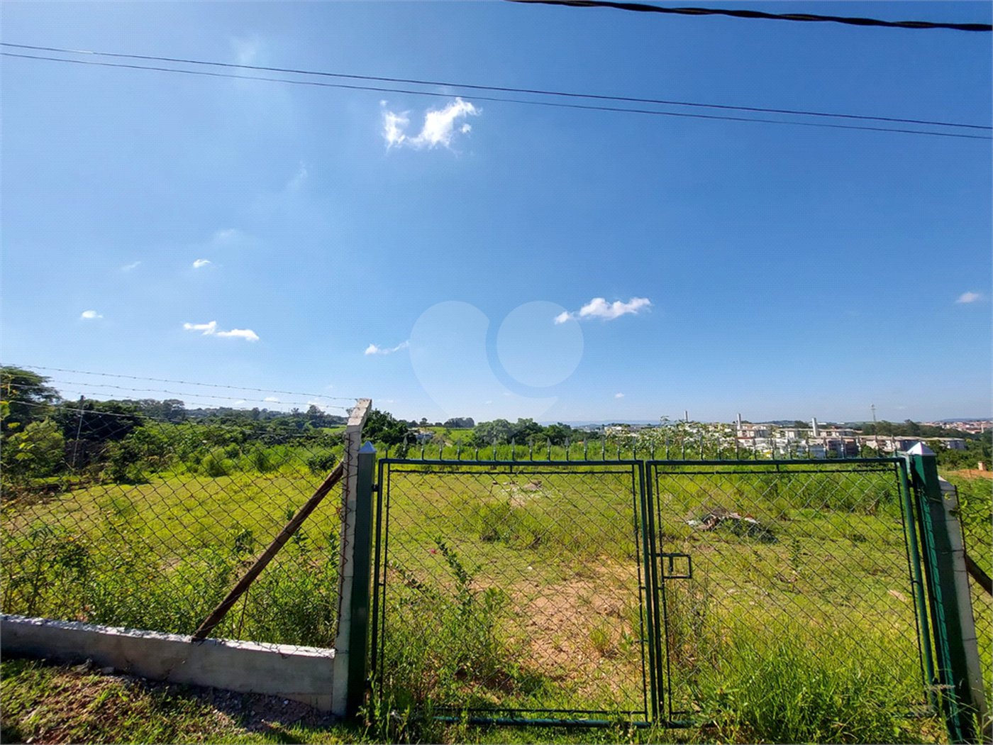 Terreno à venda com 1 suíte em Vista Alegre, Vinhedo, SP
