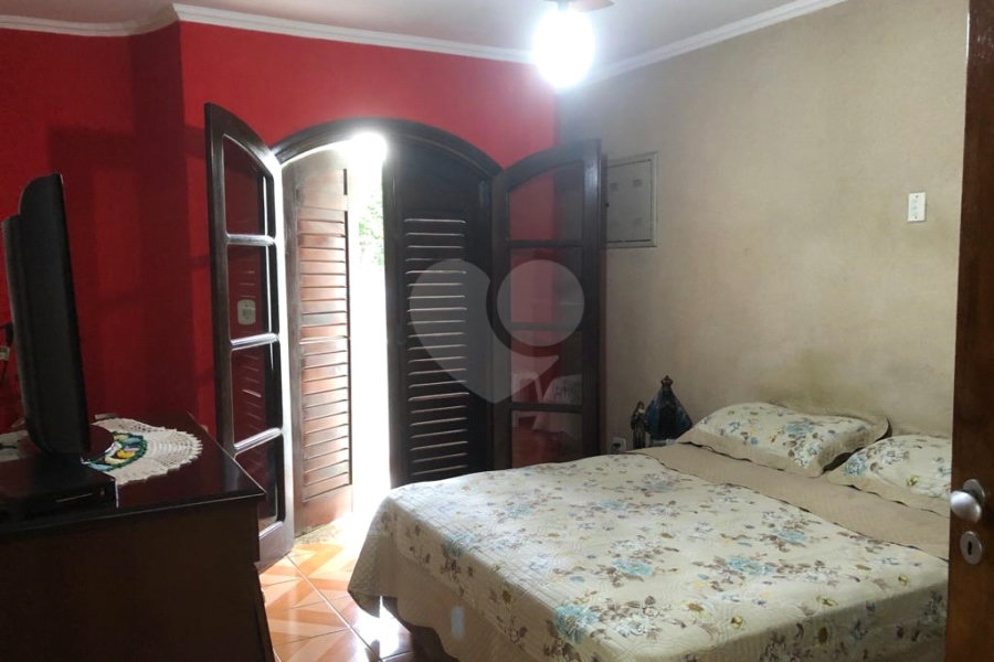 Sobrado à venda com 5 quartos, sendo 2 suítes, em Vila Maria Alta, São Paulo, SP