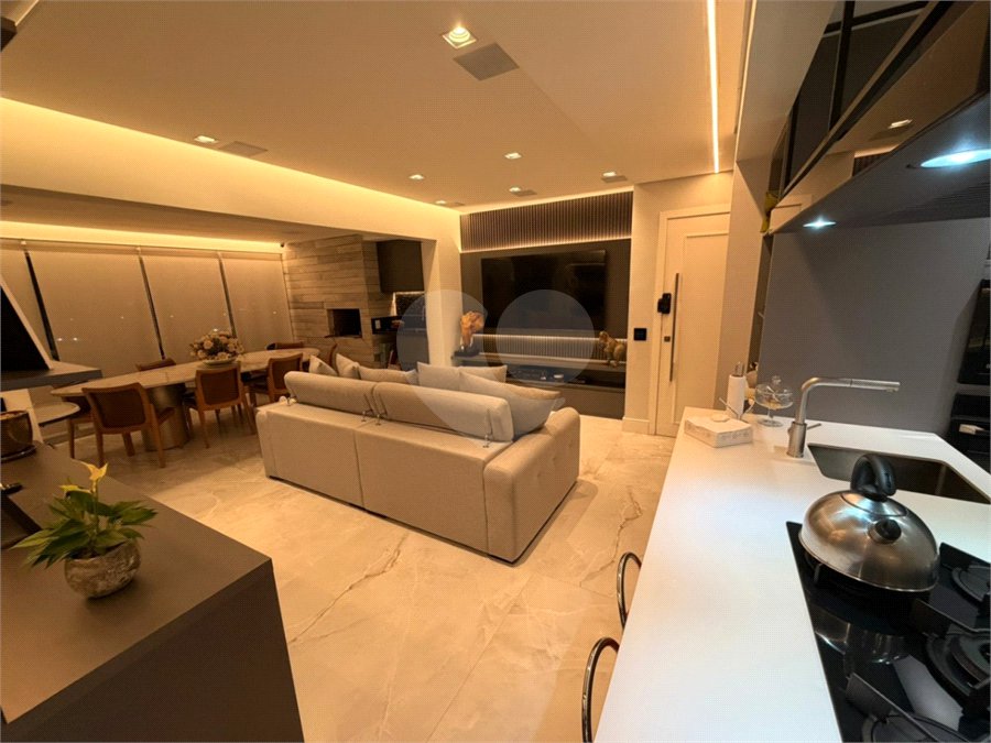 Apartamento à venda com 3 quartos, sendo 1 suíte,  em Granja Julieta, São Paulo, SP