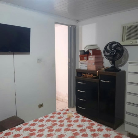 Terreno de 503 m² com Casa à Venda em Vicente de Carvalho | Excelente Oportunidade para Investidores Próximo ao Futuro Túnel Santos–Guarujá