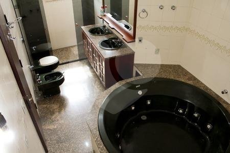 Casa à venda com 4 suítes em Tremembé, São Paulo, SP