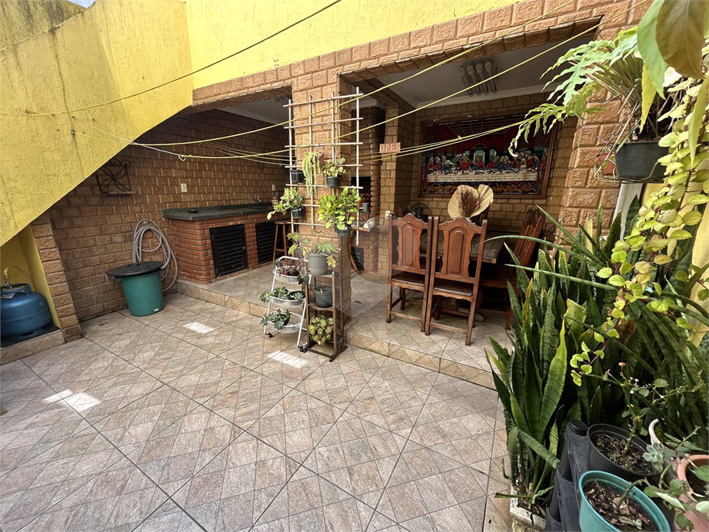 Sobrado à venda com 3 quartos em Jardim Santo Antoninho, São Paulo, SP