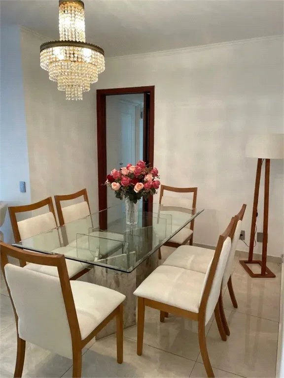 Apartamento à venda com 3 quartos, sendo 1 suíte, em Jardim Colombo, São Paulo, SP