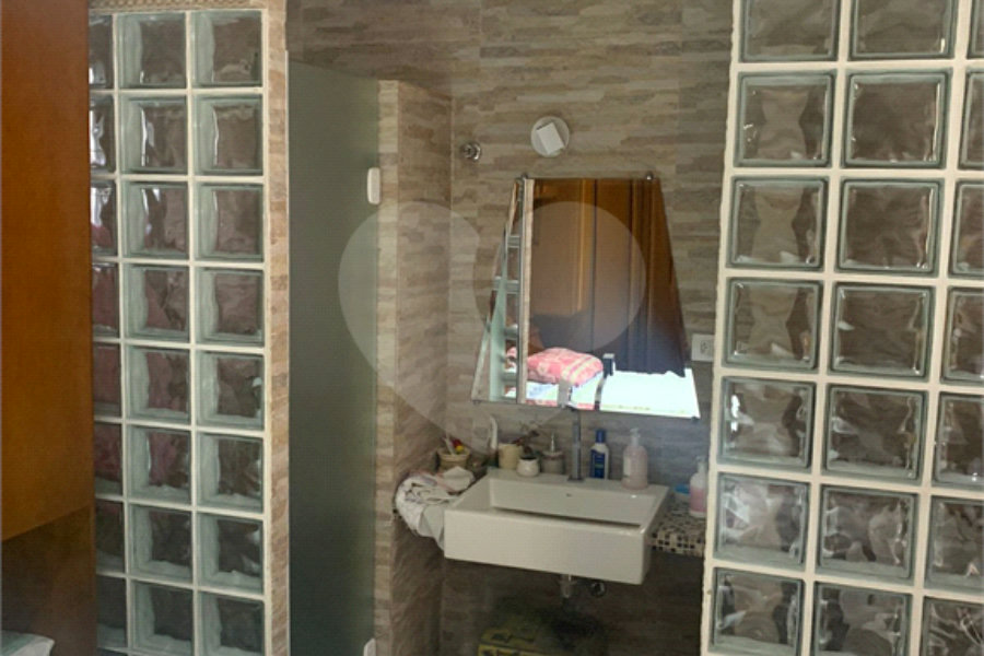 Casa de Vila à venda com 4 quartos, sendo 1 suíte, em Água Fria, São Paulo, SP