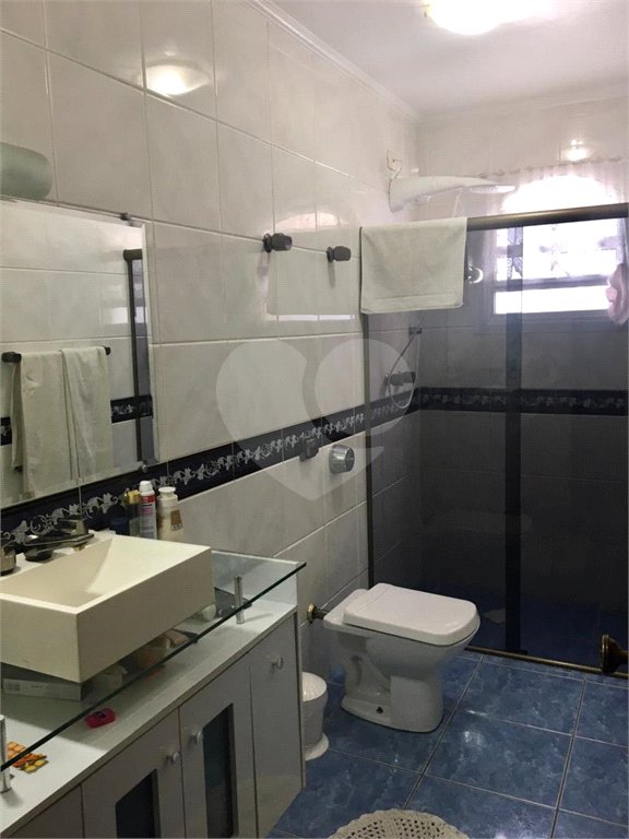 Sobrado à venda com 3 quartos em Vila Galvão, Guarulhos, SP