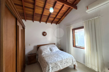 Casa à venda com 3 suítes no condomínio Atibaia Park I, Atibaia - SP